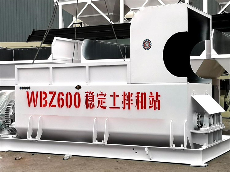 建筑機(jī)械穩(wěn)定土拌合站在使用時該注意些什么？
